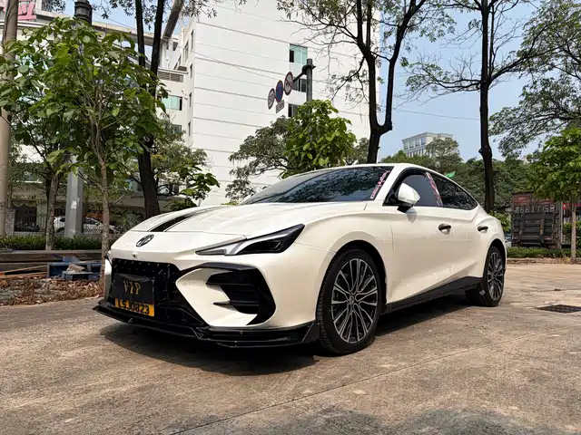 MG MG7 2023 2.0T Automatic Hunting Beauty Luxury Edition
