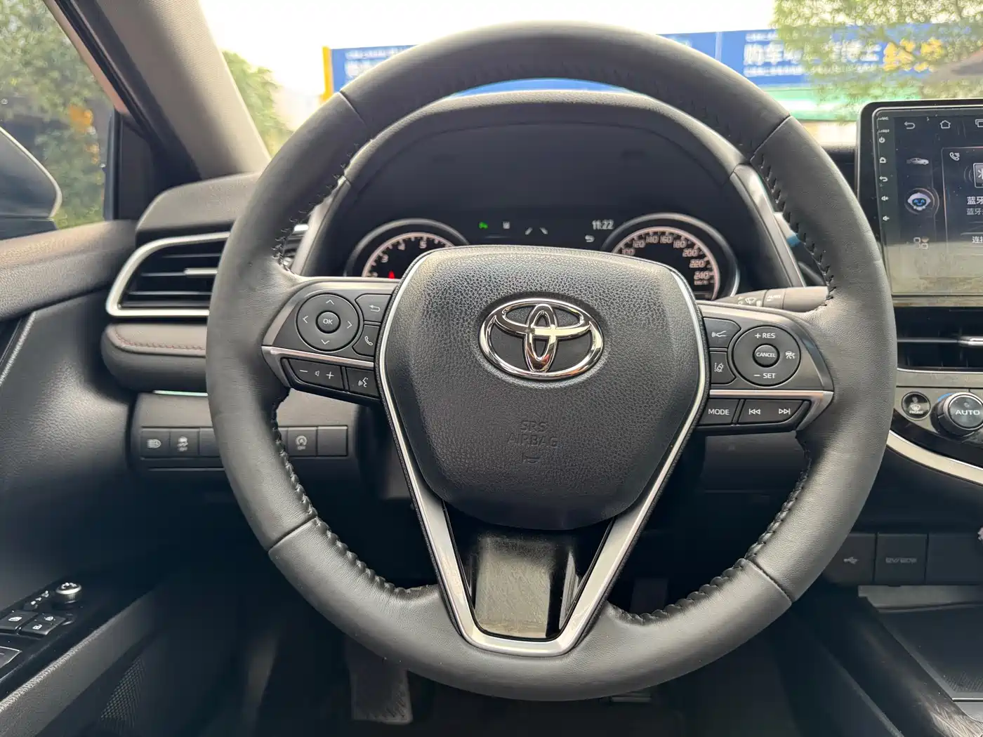 Toyota Camry 2021 2.0G Luxury Edition фото 10