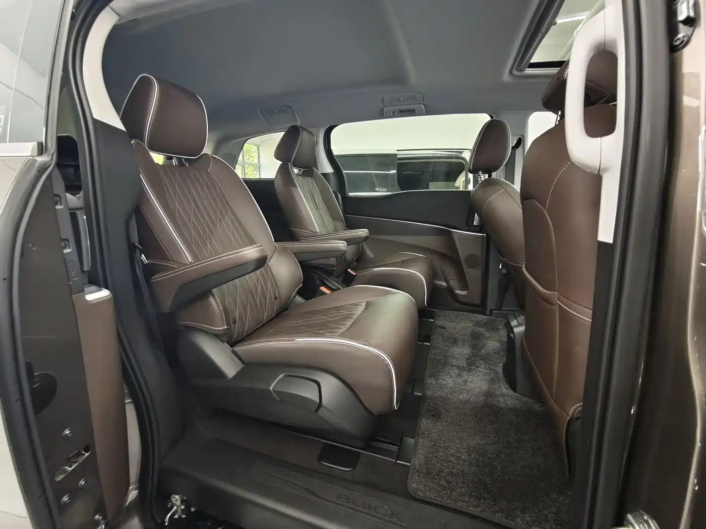 Buick GL8 2022 Land Business Class 652T Luxury фото 15
