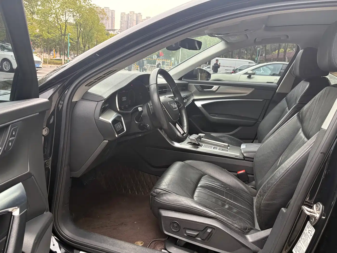 Audi A6L 2021 40 TFSI Luxury Elegance фото 4