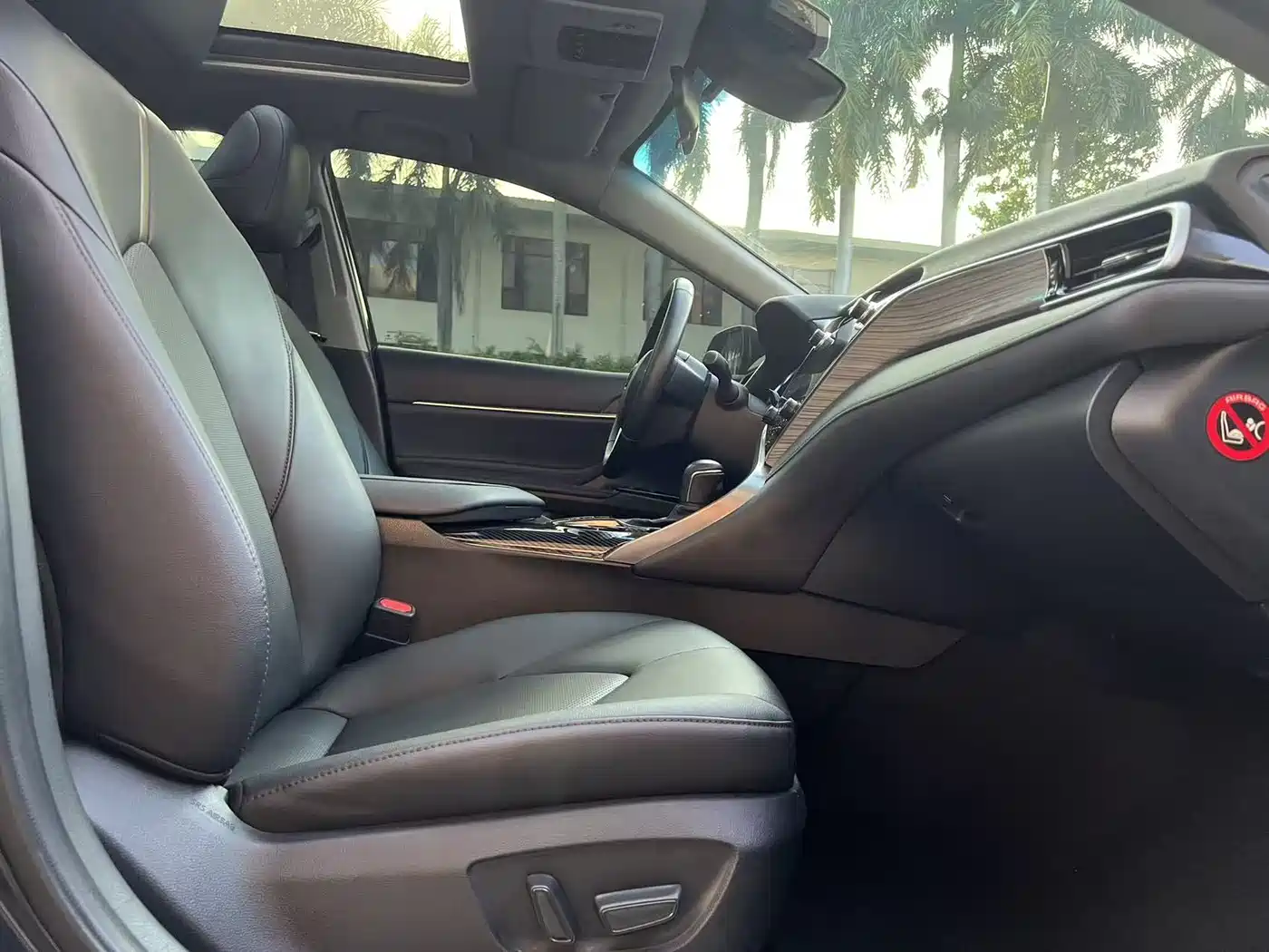 Toyota Camry 2019 Hybrid 2.5HG Luxury Edition China VI фото 7