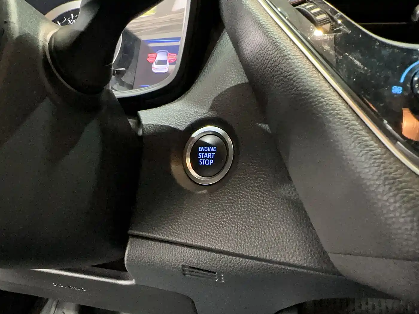 Toyota Levin 2022 185T CVT Luxury Edition фото 25