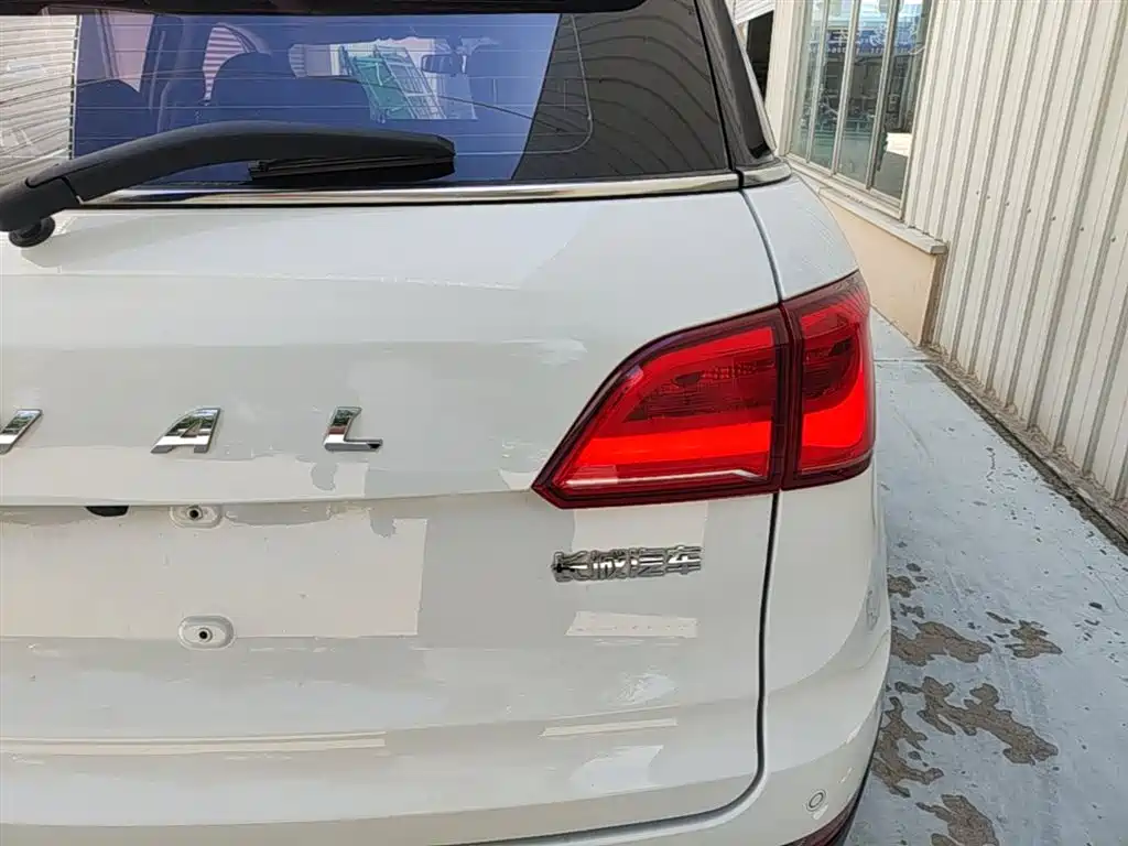 Haval H6 Coupe 2016 Blue Label 1.5T Automatic 2WD Urban фото 8