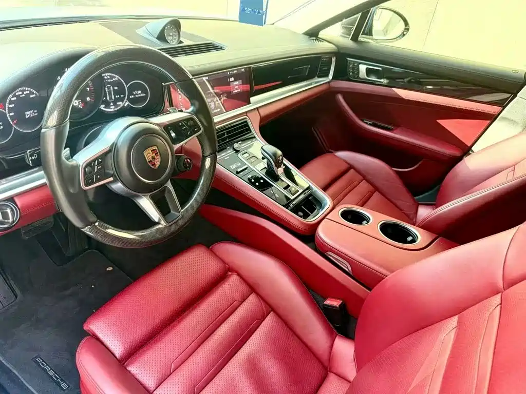 Porsche Panamera 2019 Panamera 2.9T фото 3