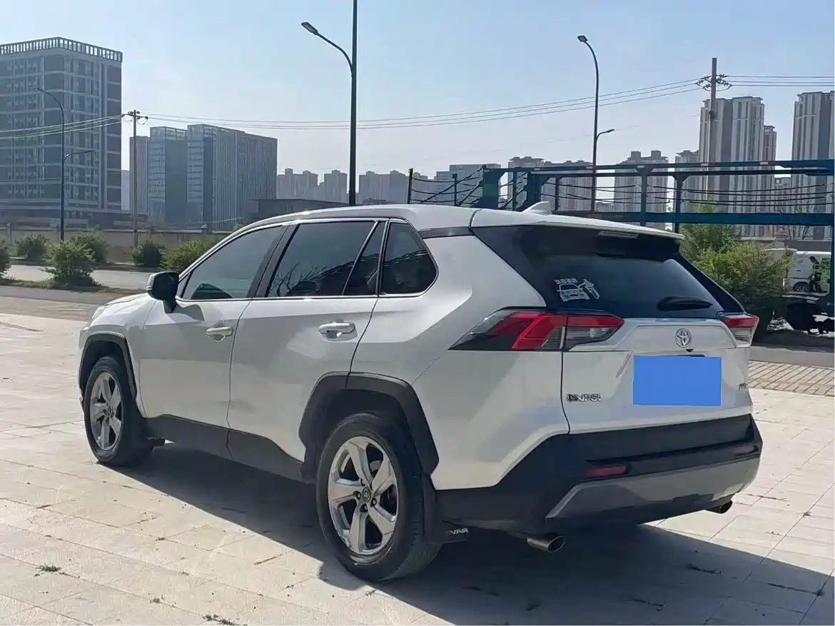 Toyota RAV4 Rongfang 2021 2.0L CVT 2WD Trend фото 9