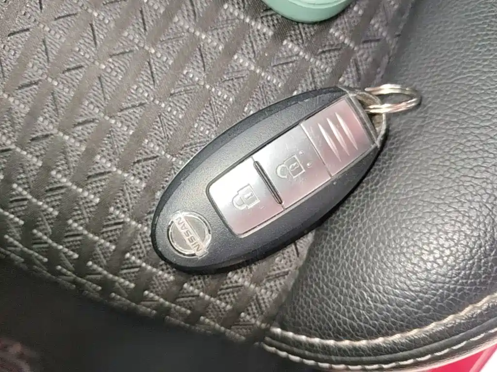 Фото 9 - Nissan Tiida