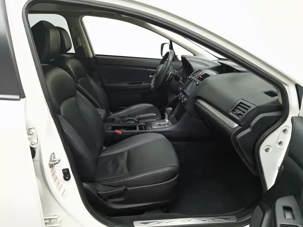 Фото 23 - Subaru XV