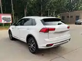 Фото 16 - Zotye X7