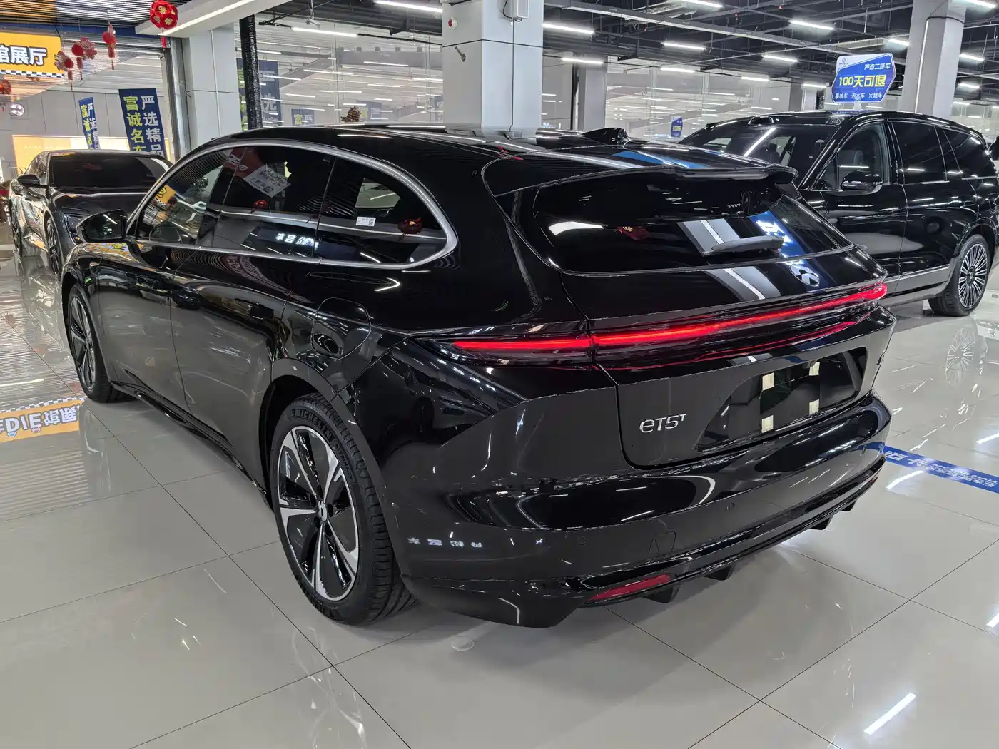 NIO ET5T фото 5