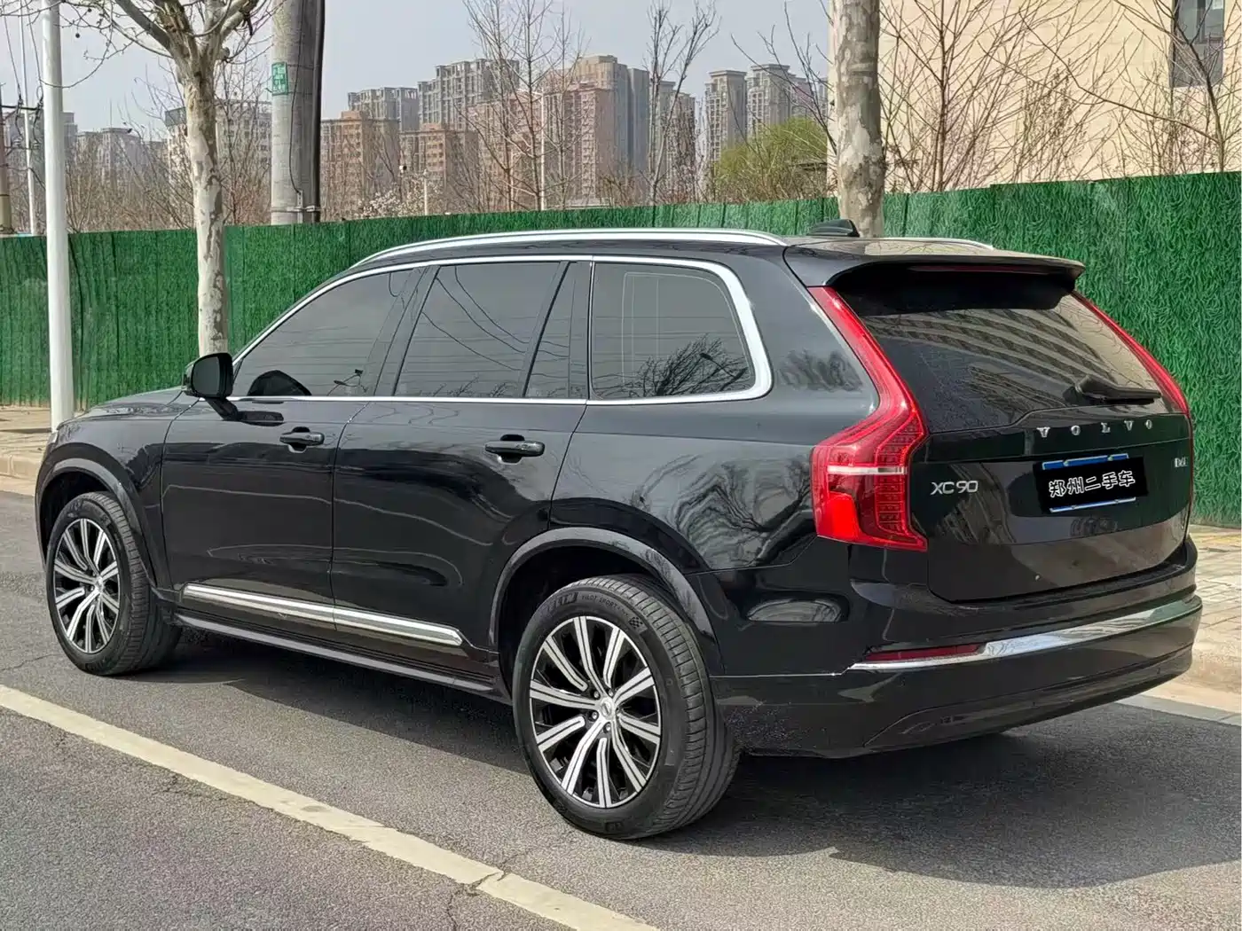 Фото 9 - Volvo XC90