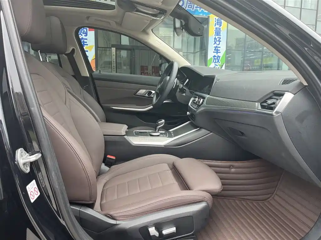 BMW 3 Series 2021 Facelift 325Li M Sport Shadow Edition фото 32
