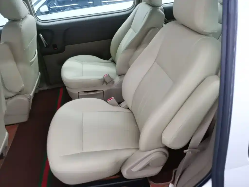Фото 17 - Buick GL8
