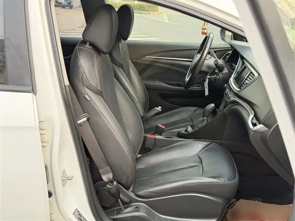 Buick Excelle 2019 18T Auto Connected Elite China VI фото 20