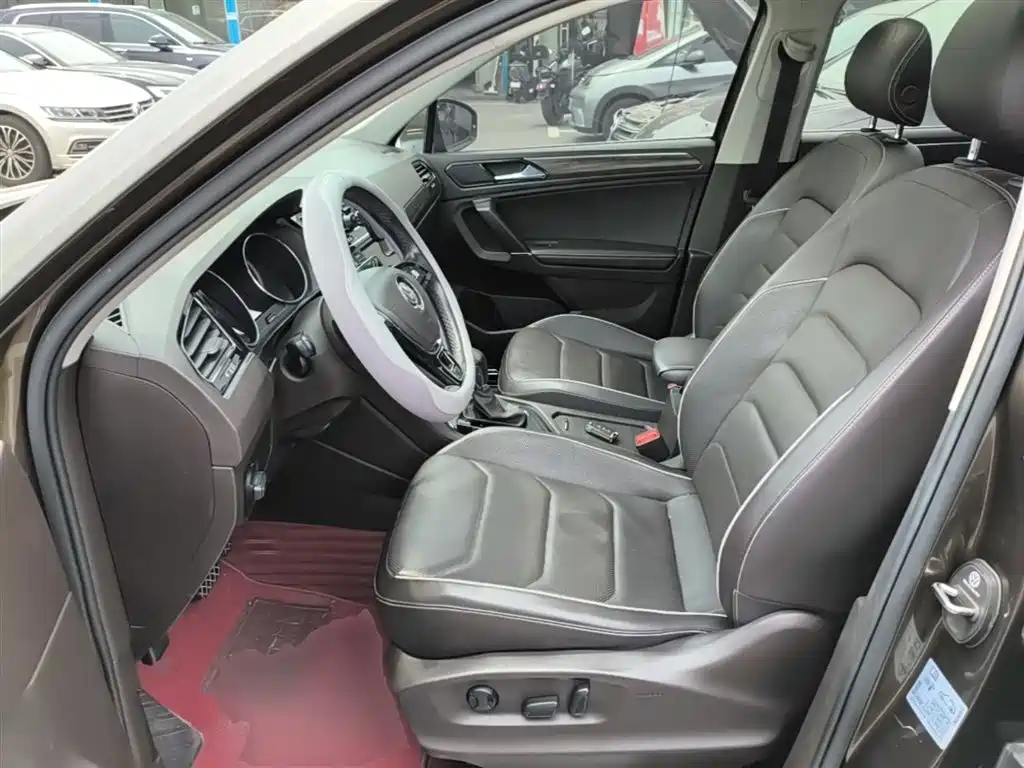 Volkswagen Tiguan L 2017 330TSI Automatic 2WD Flagship Edition фото 15