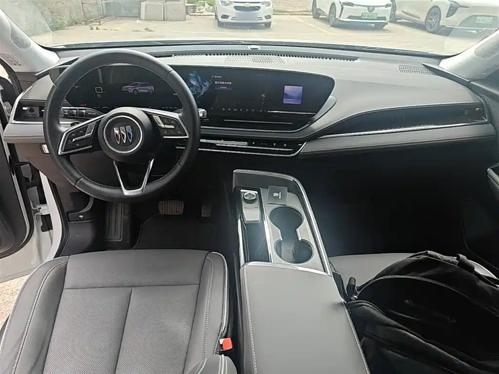 Buick E5 2025 Model 620KM Premium Edition фото 10