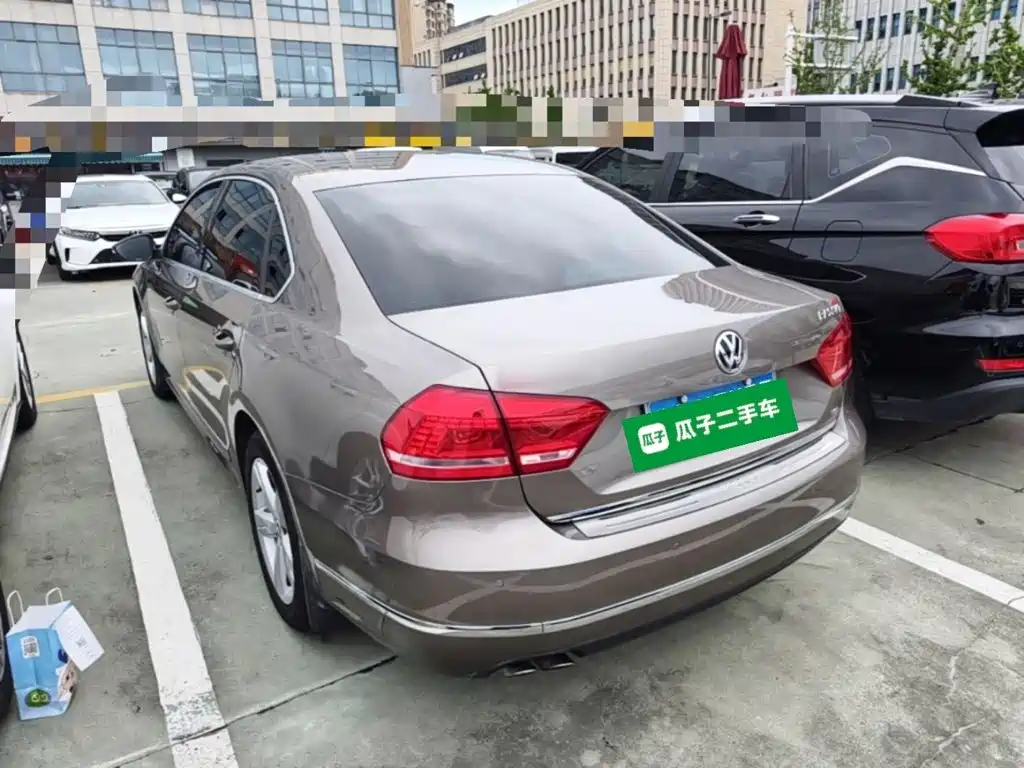 Photo 5 - Volkswagen Passat