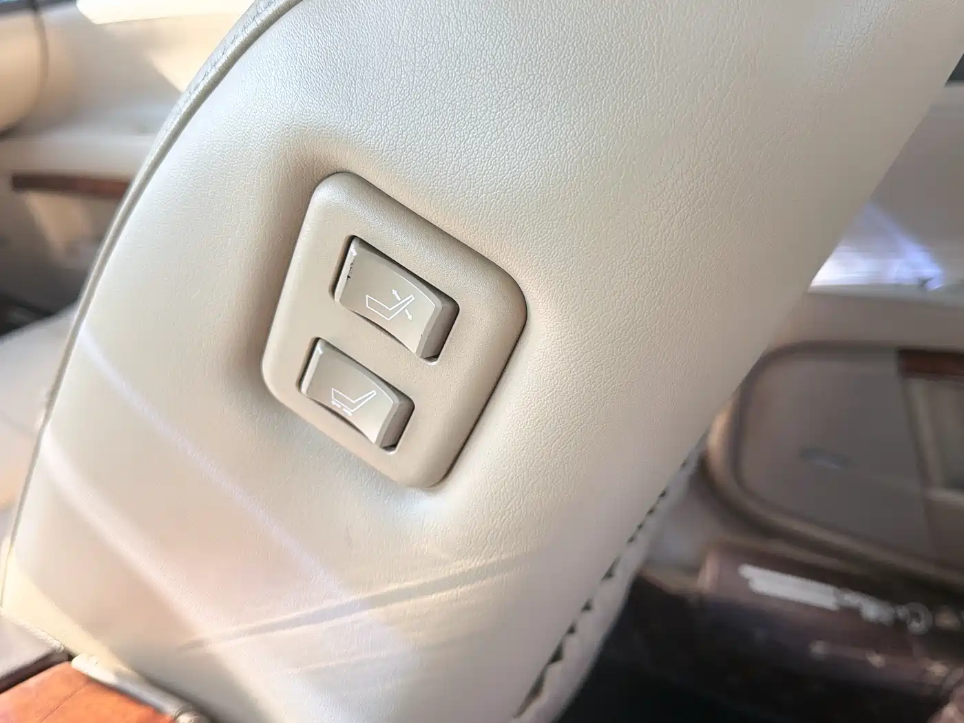 Cadillac SLS 2007 Model 2.8 Luxury фото 13