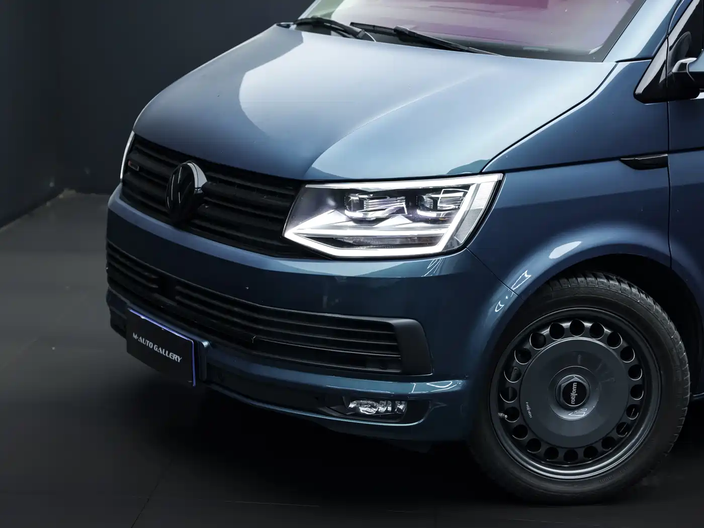 Volkswagen Multivan 2019 2.0TSI 4WD Premium 7-seater фото 26