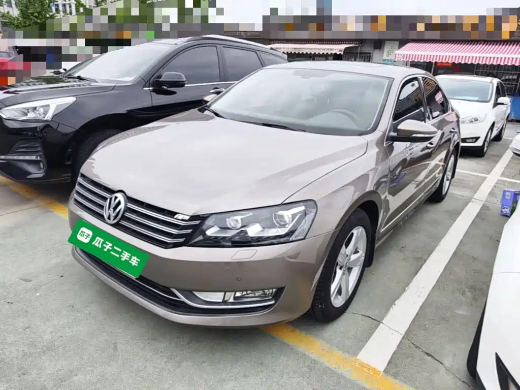 Photo 2 - Volkswagen Passat