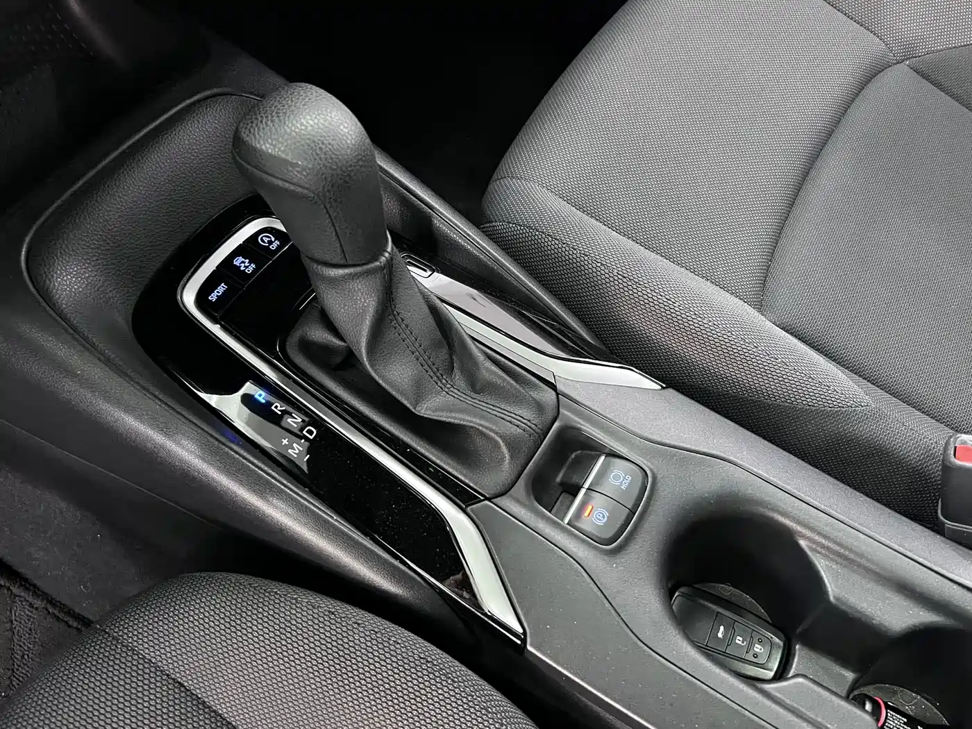 Toyota Levin 2021 185T CVT Luxury Edition фото 18