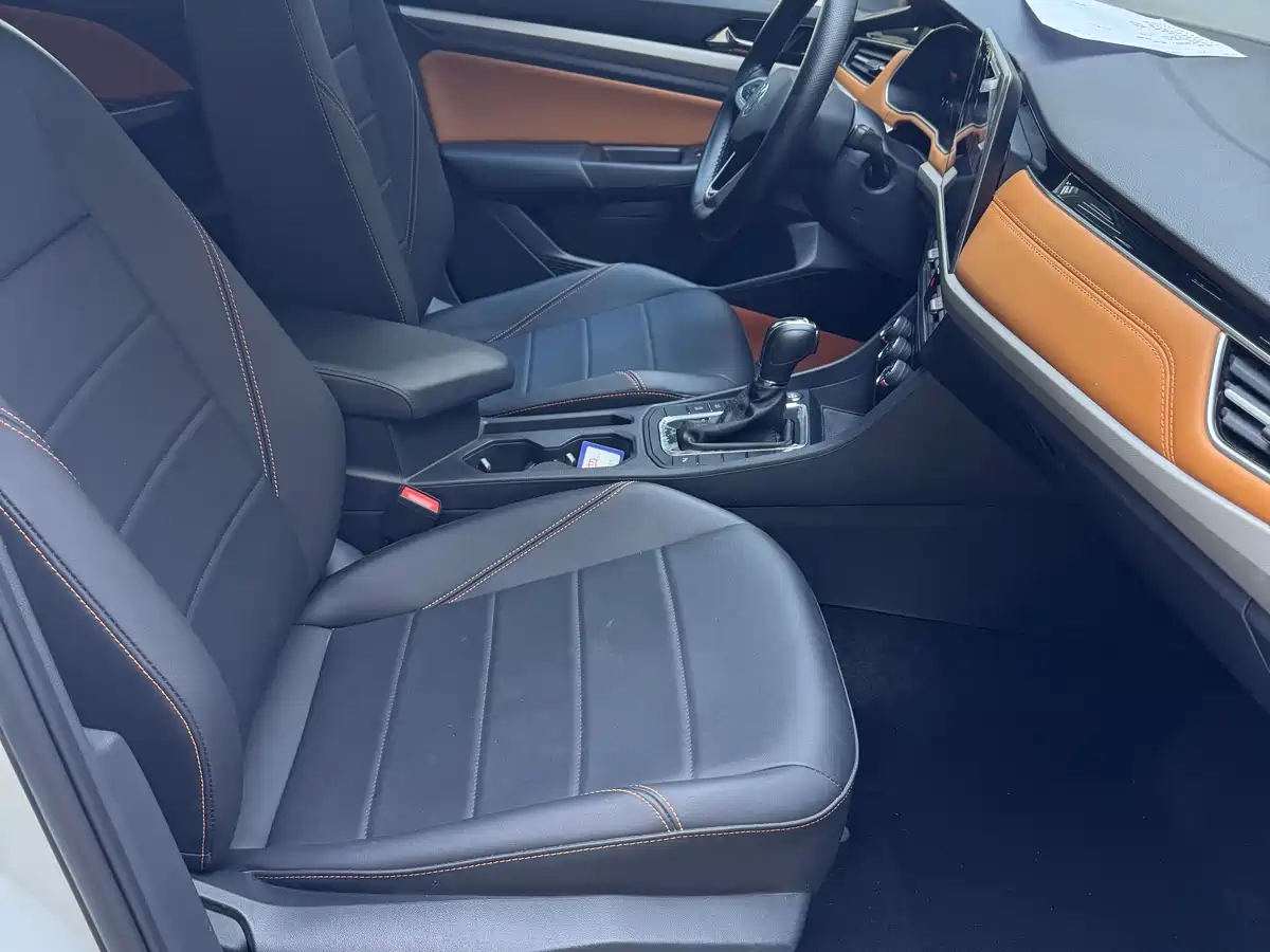 Volkswagen Bora 2023 200TSI DSG Yuexing Edition фото 17