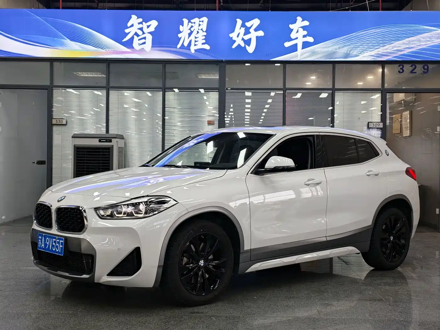 BMW X2 2023 2022 sDrive25i M Off-Road Package