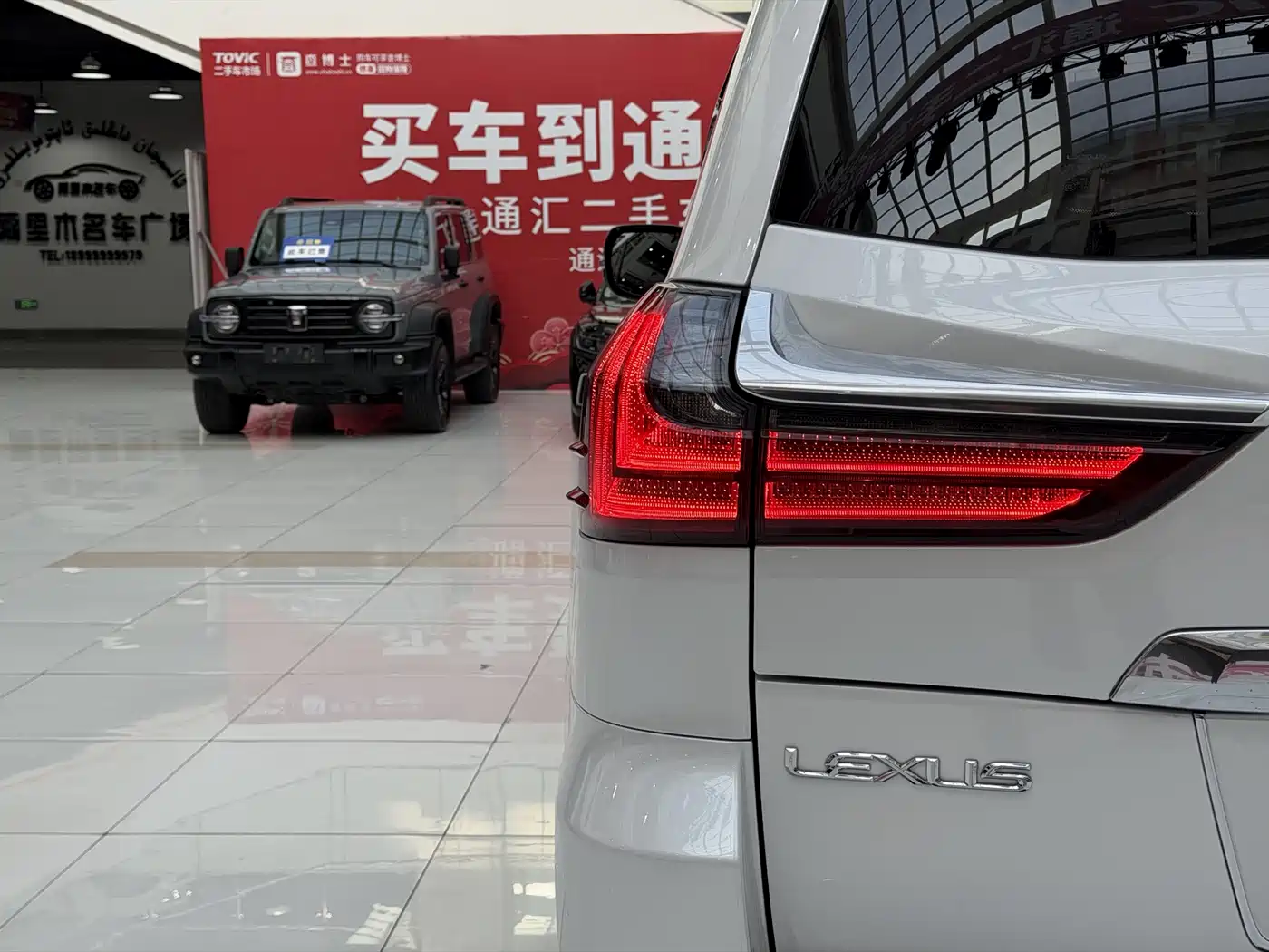 Lexus LX 2019 570 Peak Special Edition фото 17