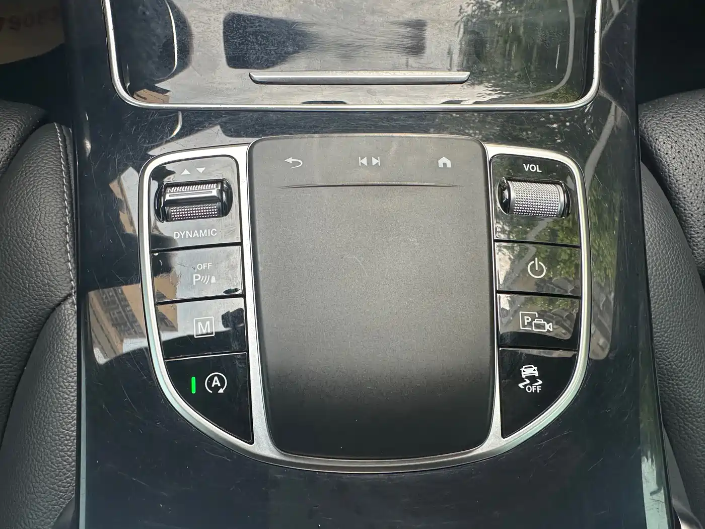 Mercedes-Benz GLC Coupe 2020 GLC 260 4MATIC Coupe SUV фото 28