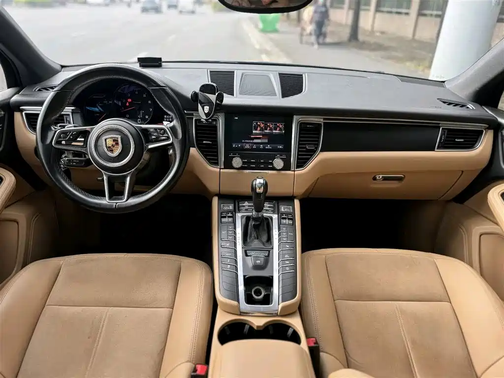 Porsche Macan 2017 Macan 2.0T фото 4