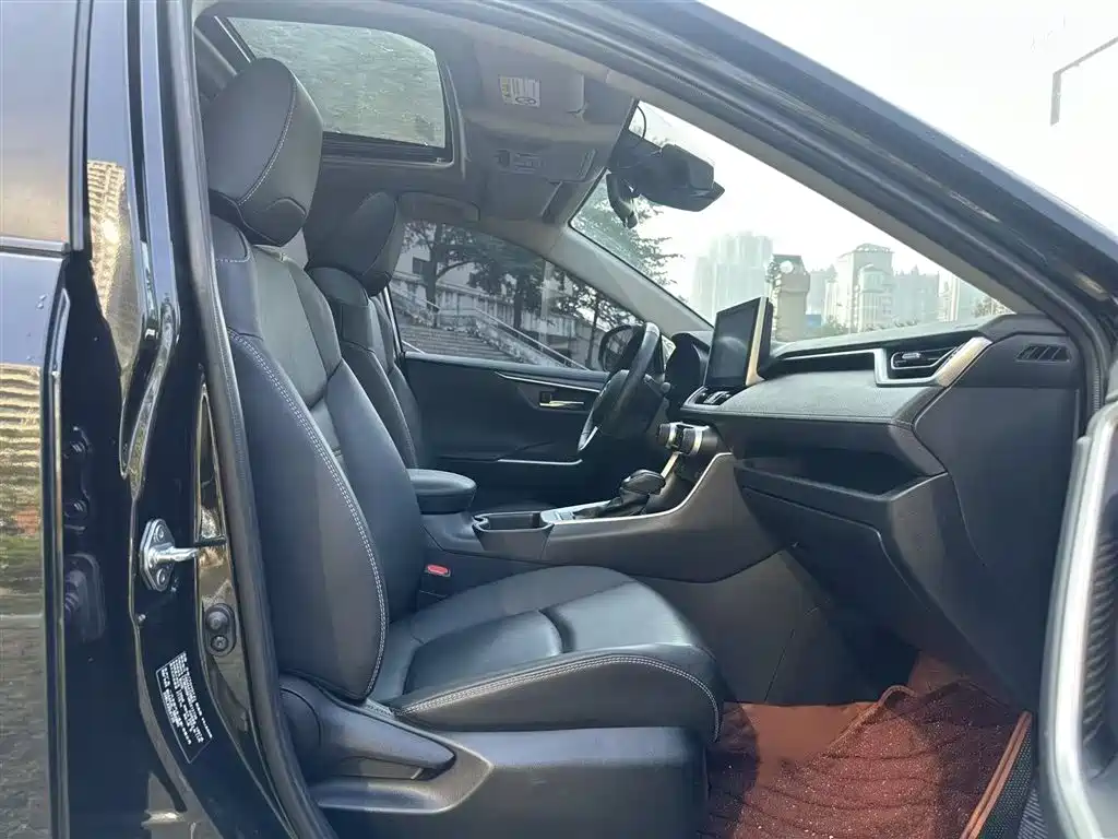 Toyota RAV4 Rongfang 2022 2.0L CVT 2WD Trend Plus Edition фото 15