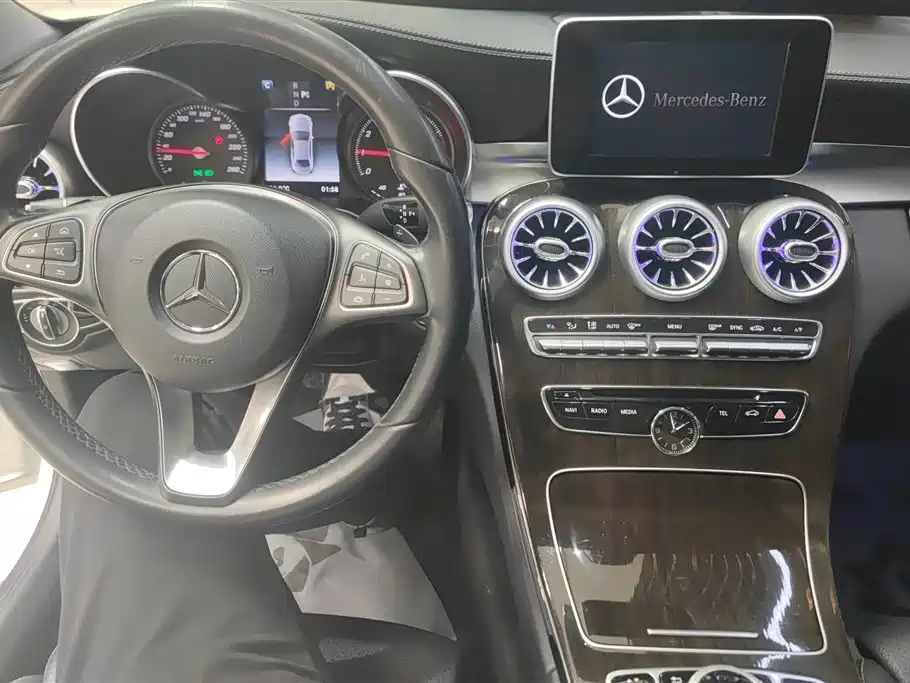 Mercedes-Benz C-Class 2018 C 200 L Sport Edition фото 12