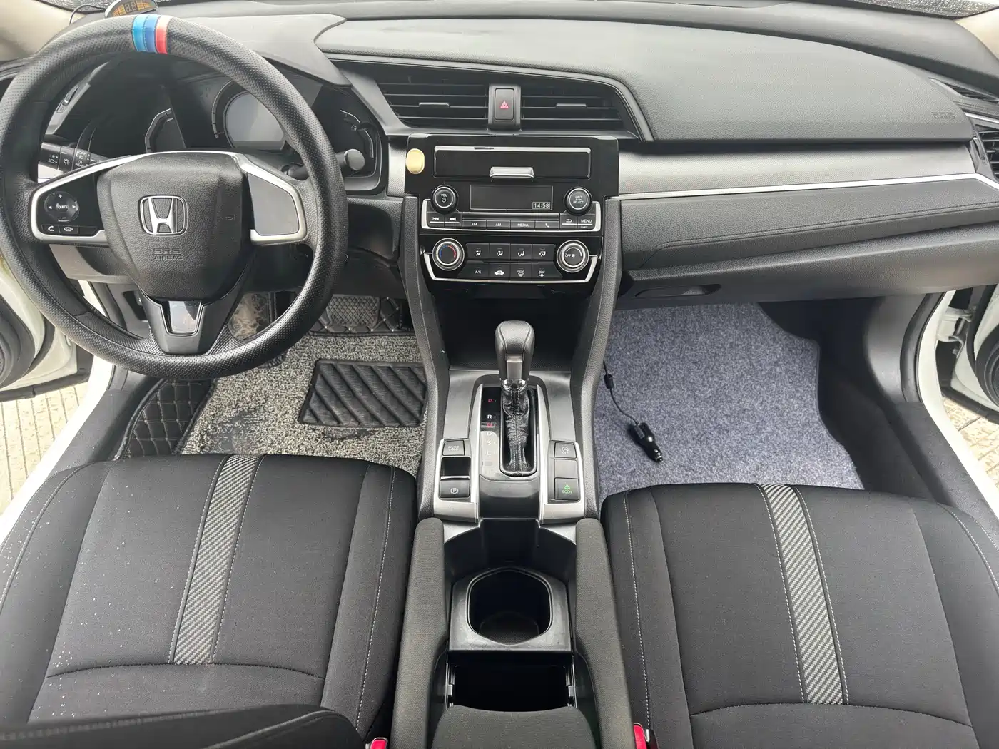 Фото 6 - Honda Civic