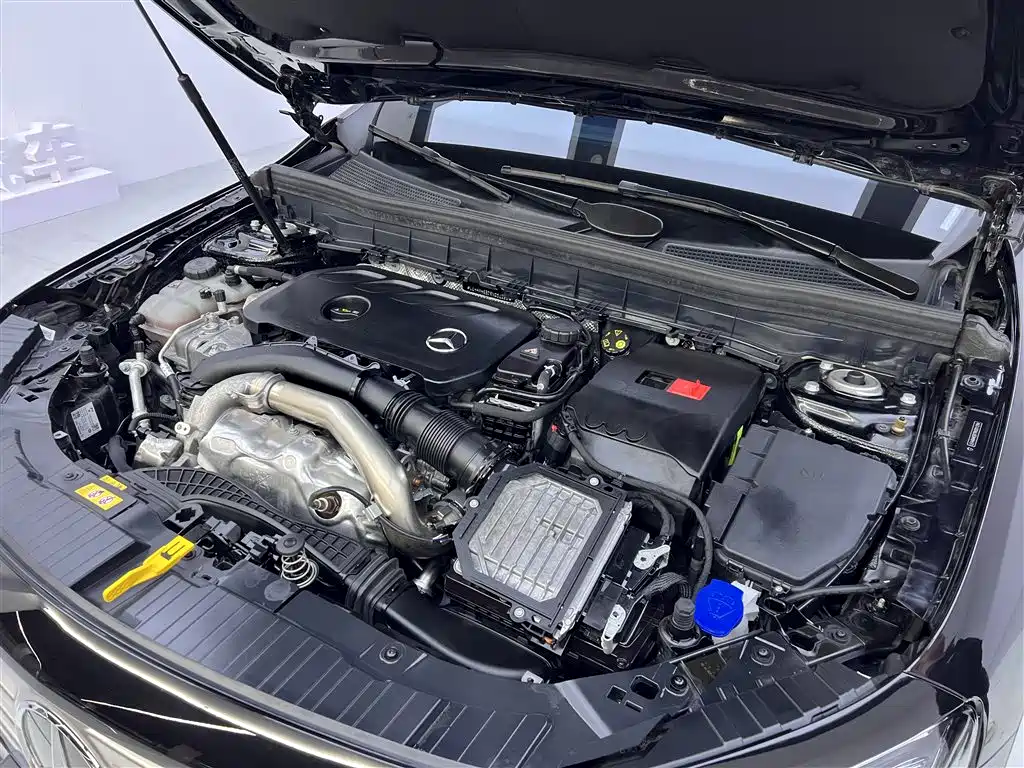 Mercedes-Benz GLB 2024 Facelift GLB 220 Style фото 12