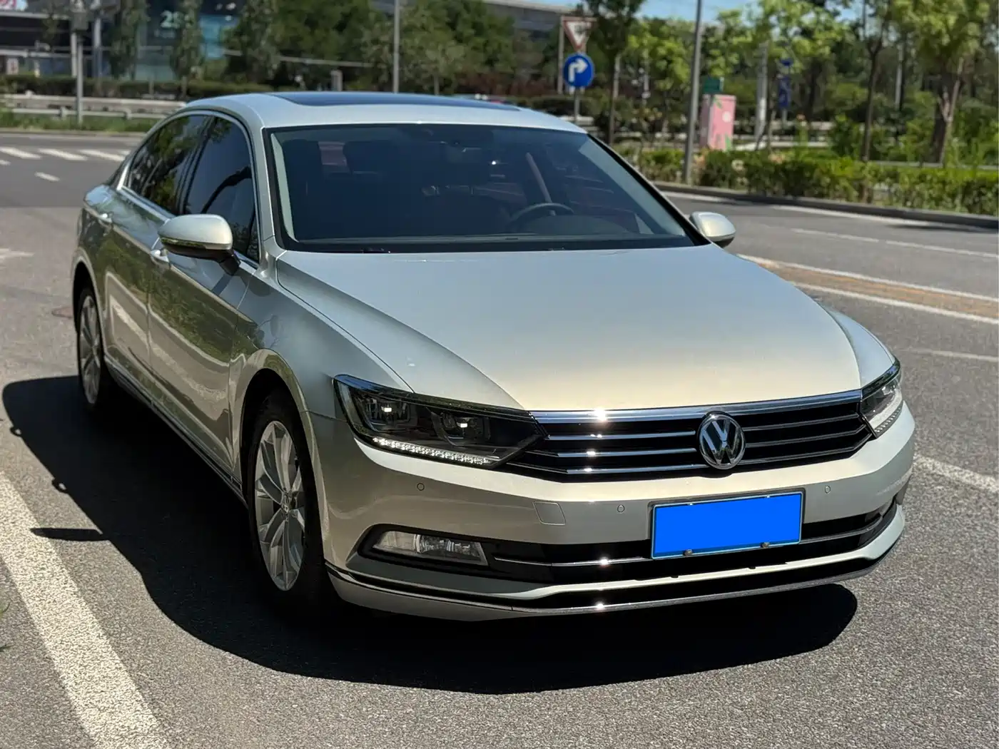 Volkswagen Magotan 2018 Facelift 380TSI DSG Luxury фото 25