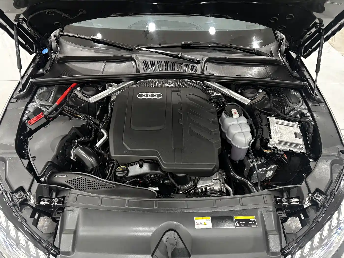 Audi A4L 2024 40 TFSI quattro RS Kit Speed Edition фото 31