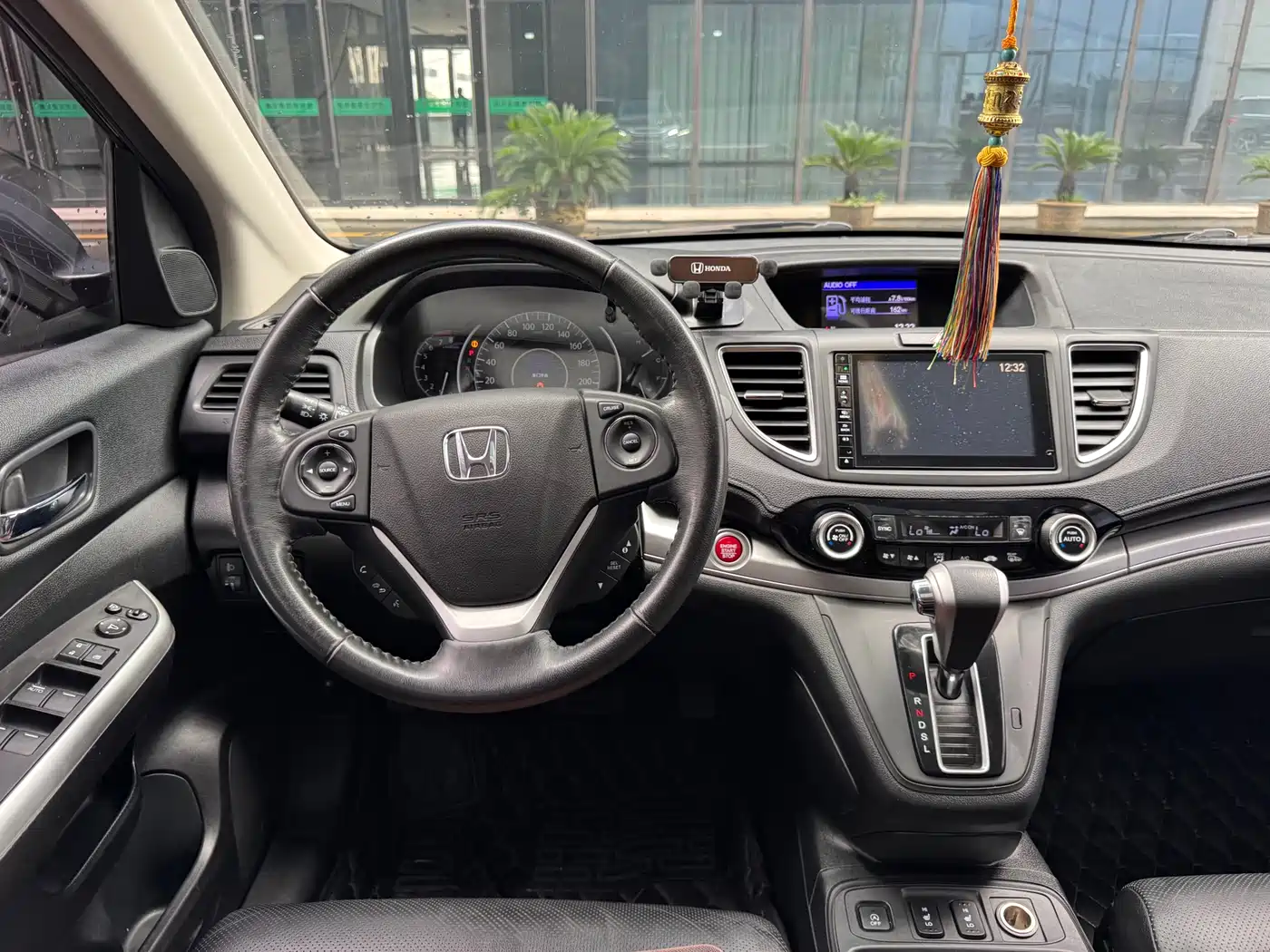 Фото 9 - Honda CR-V