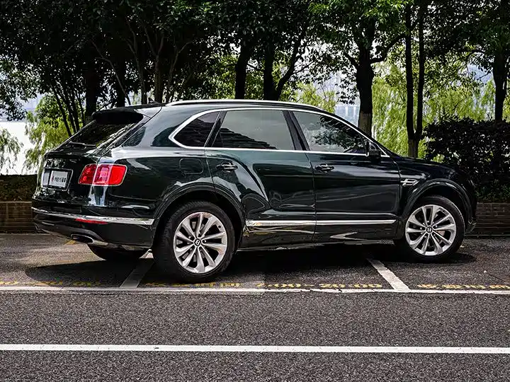Bentley Bentayga 2016 6.0T Standard Edition фото 7