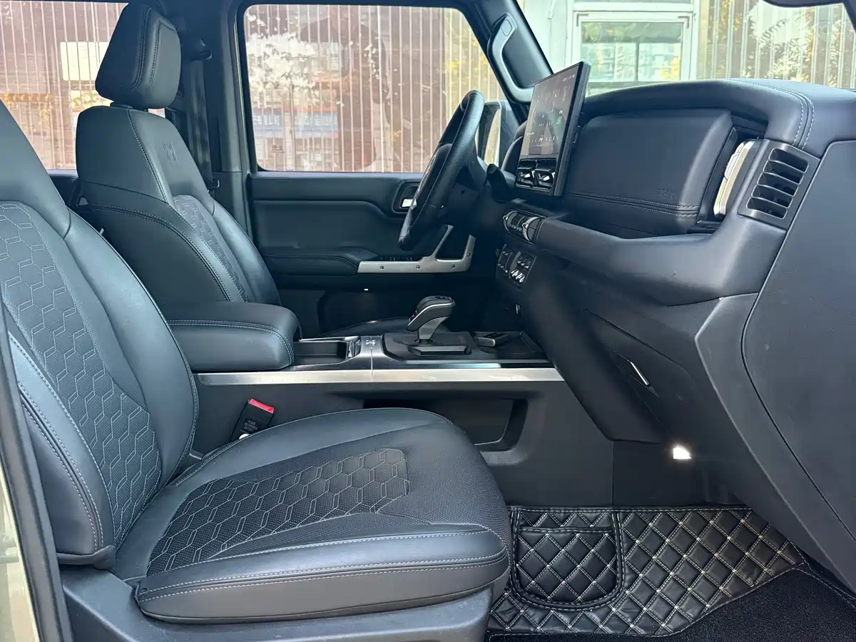 صورة 15 - 212 T01