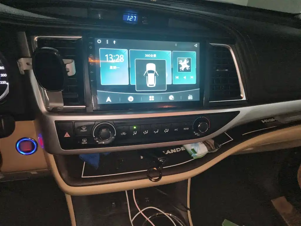 Toyota Highlander 2018 2.0T 4WD Elite 7-seater China VI фото 6