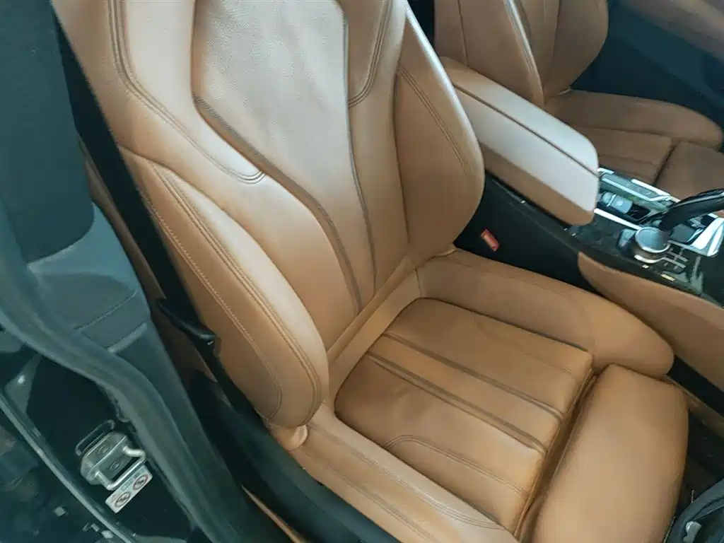 BMW 6 Series GT 2019 630i M Sport Package фото 20