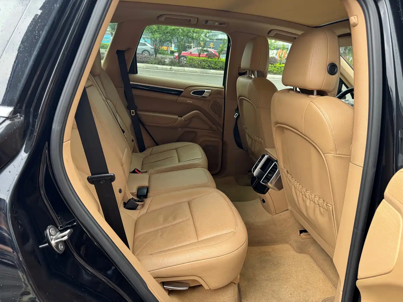 Porsche Cayenne 2012 Cayenne GTS 4.8L фото 10