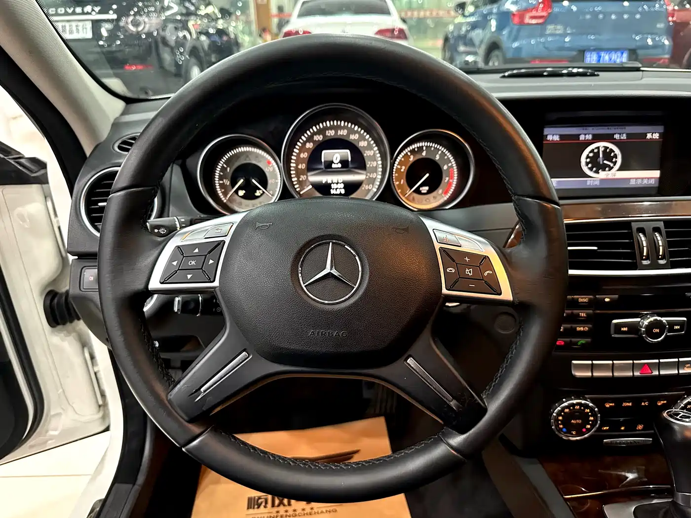 Mercedes-Benz C-Class 2013 C 260 CGI Elegance фото 9