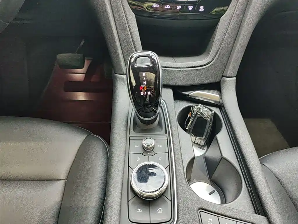 Cadillac XT5 2021 28T Luxury фото 14