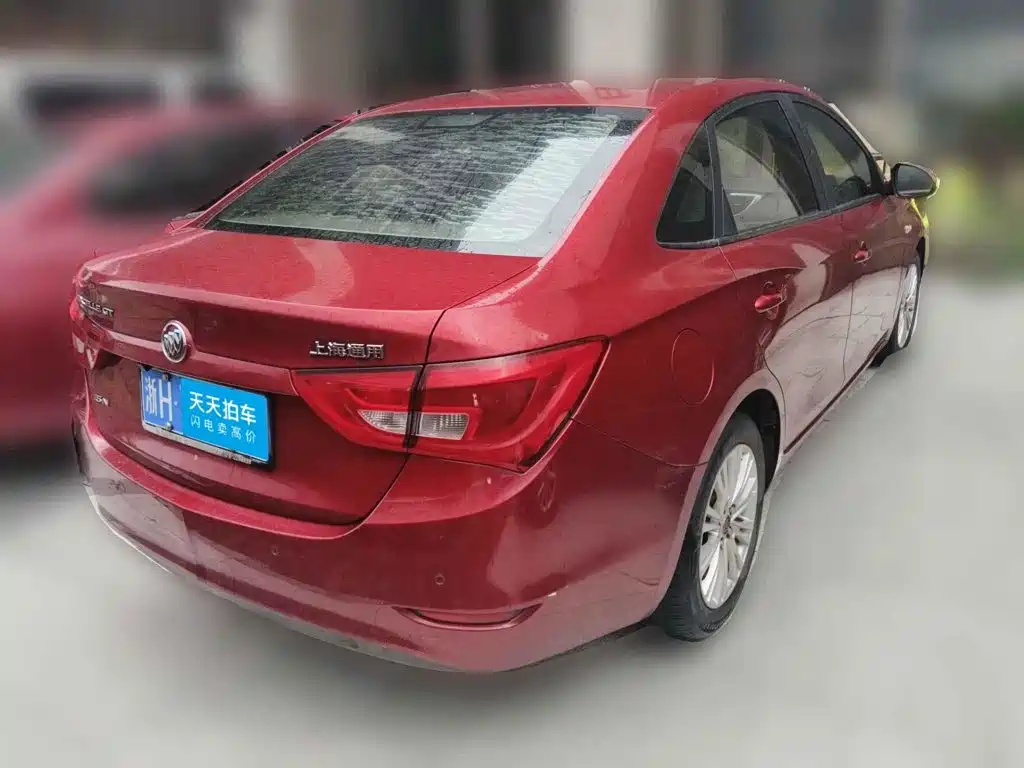 Фото 2 - Buick Excelle