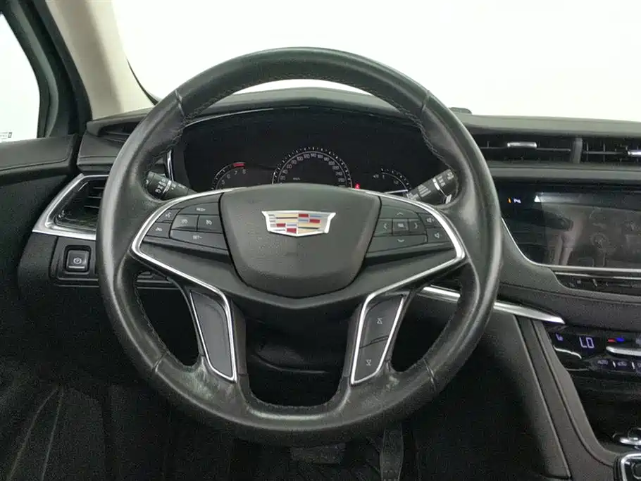 Cadillac XT5 2018 25T Luxury фото 15