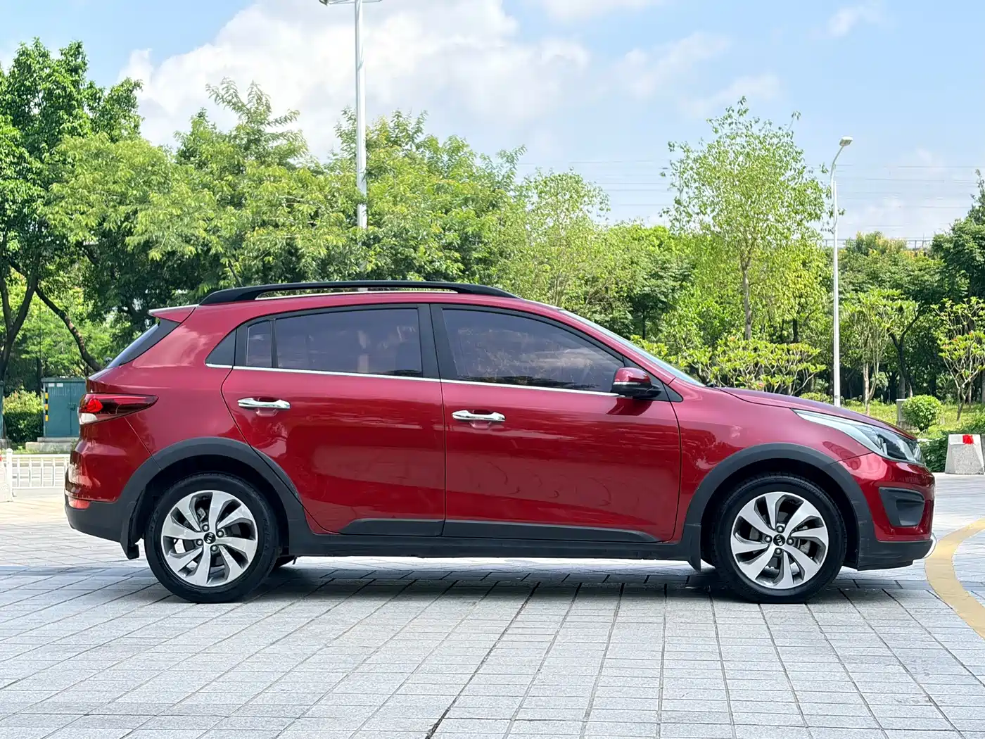 Kia KX CROSS 2018 2019 1.4L AT GLS China VI