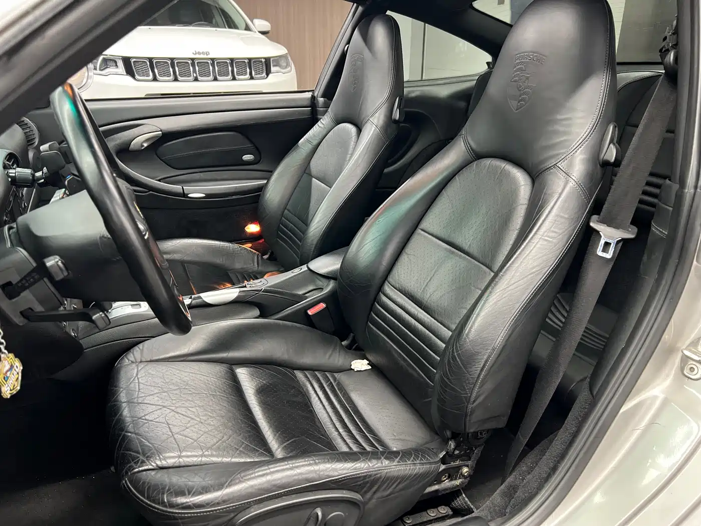 Porsche 911 2005 Carrera 4 AT 3.6L фото 24