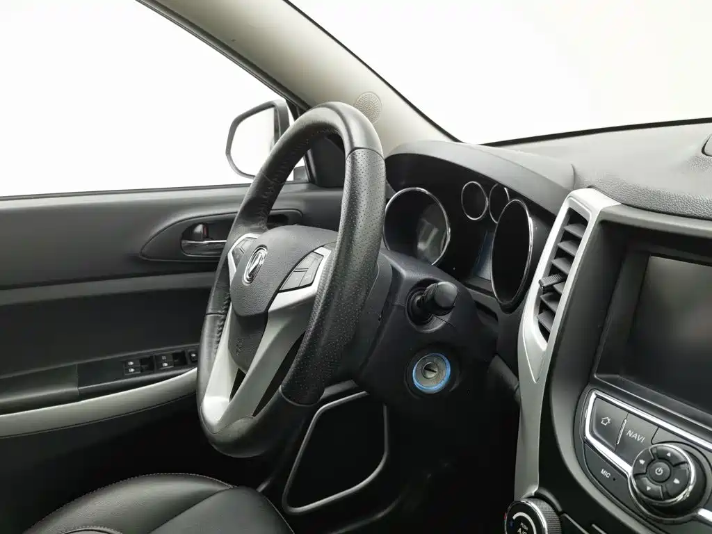 Changan CS35 2015 2015 1.6L Manual Luxury (China IV)
