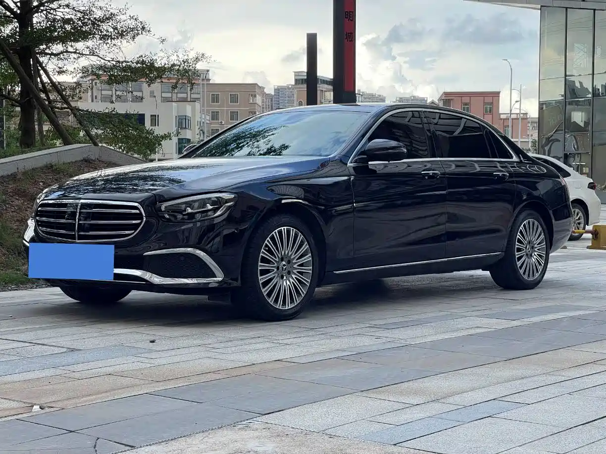  E CLASS