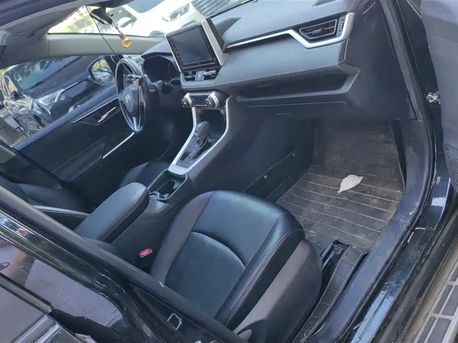 Toyota RAV4 Rongfang 2020 2.0L CVT AWD Trend Edition фото 8